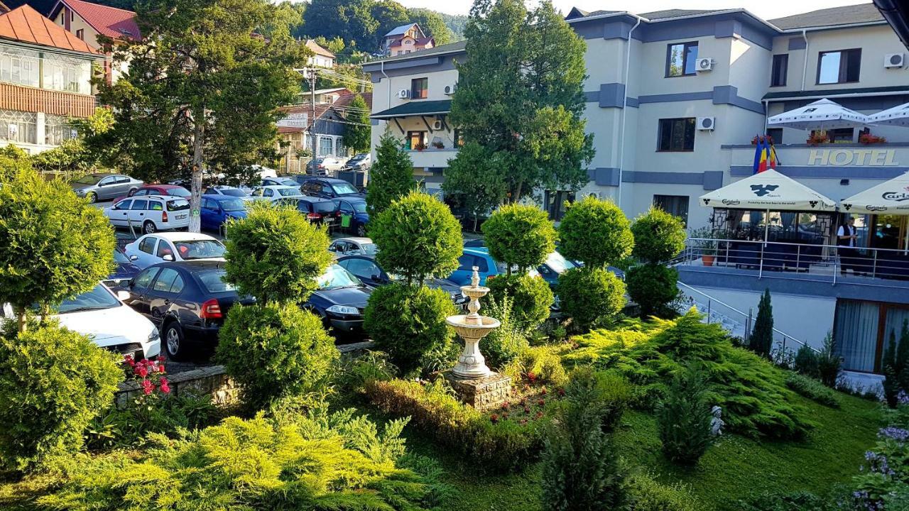 Hotel Suprem Băile Olăneşti Zewnętrze zdjęcie